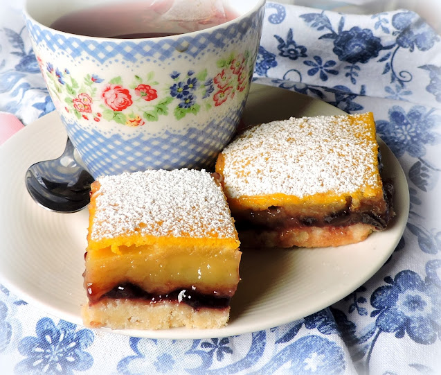 Lemon & Blackberry Slice