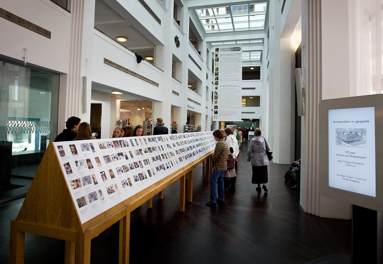 consonante obvio Especialmente When In Amsterdam...: Amsterdam City Archive remembers murdered Jewish  Children in Exhibition