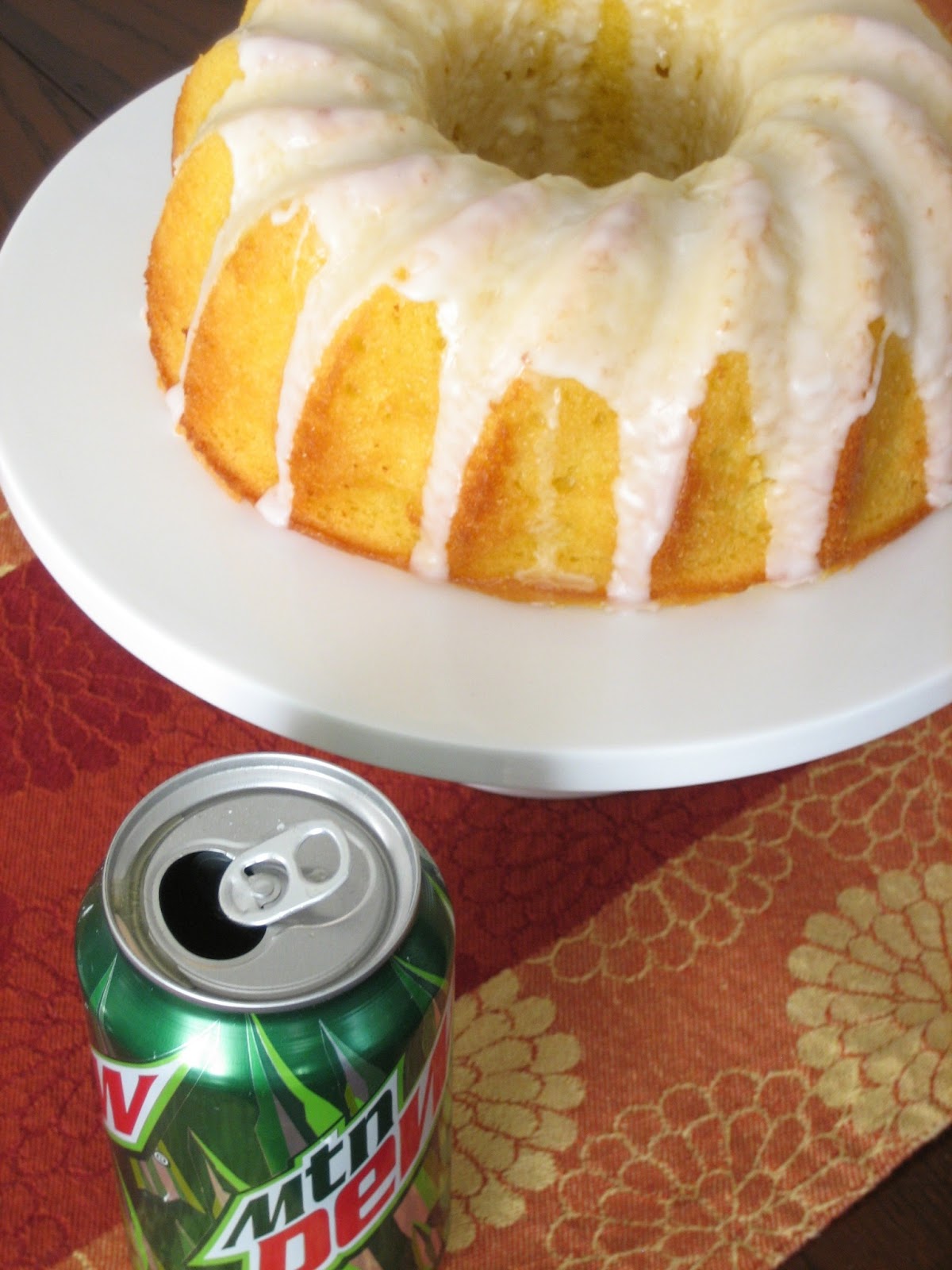 Baking, domesticity, and all things mini Mt. Dew cake