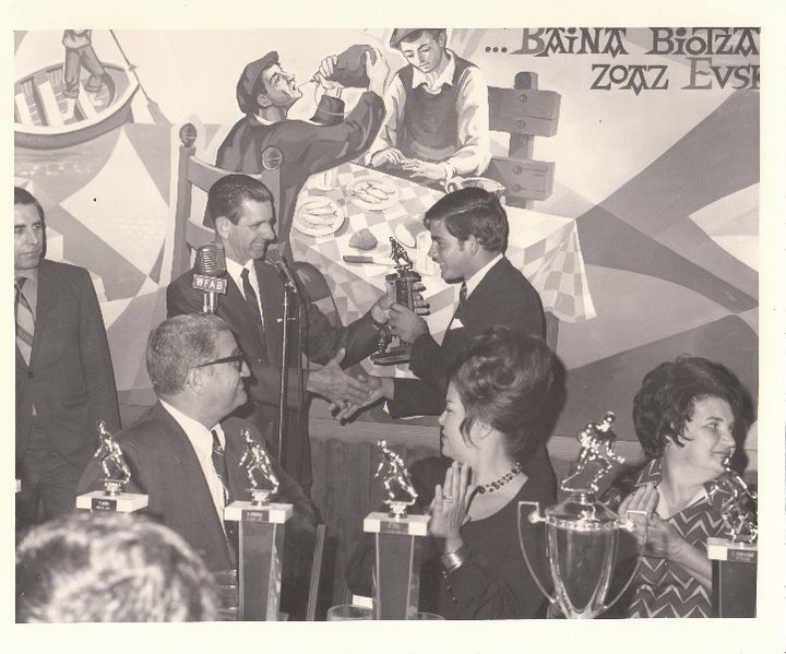 Los Cubanitos Award Ceremonies