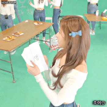 171211 스페셜 브이라이브 트와이스 사랑둥이 사나.gif | 인스티즈