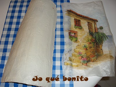 Teja decorada con papel de arroz