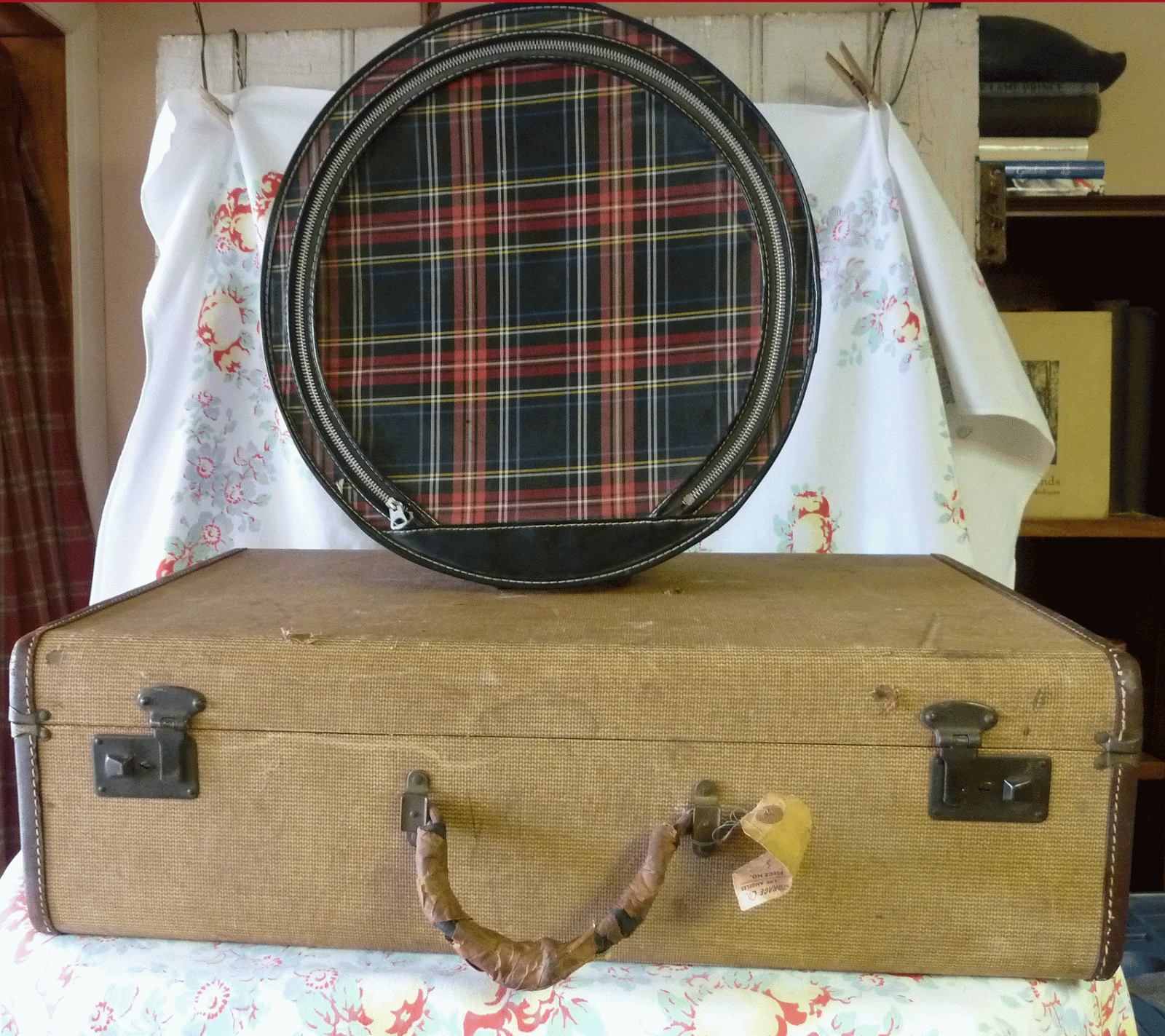 Kitschy Vintage MidMichigan's Largest Indoor Flea Market?