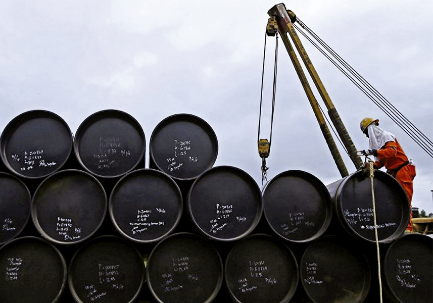 Precio del petróleo se acerca a los 80 dolares por barril. Precio del petróleo se acerca a los 80 dolares por barril.