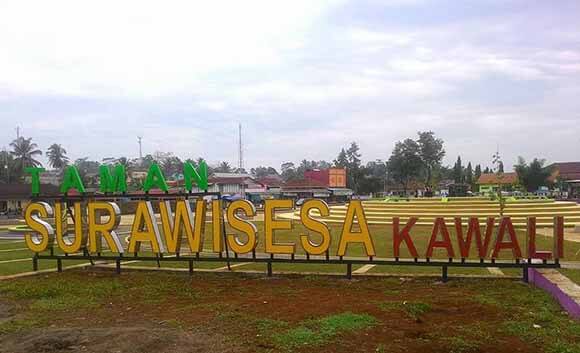 Sejarah Kawali Ciamis: Pusat Pemerintahan Sunda Zaman Dulu 1 Taman Surawisesa Kawali Ciamis