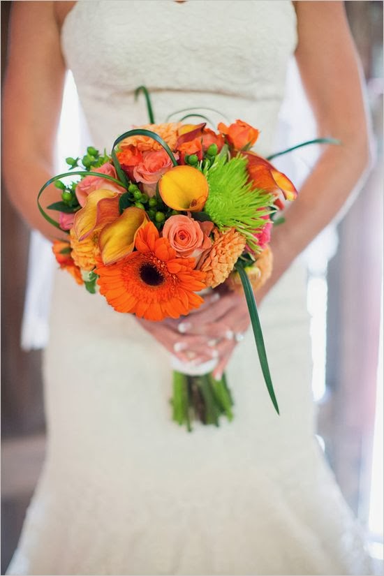 A Woman´s Point of view: Suggestions: Types of Flowers for Your Wedding Day