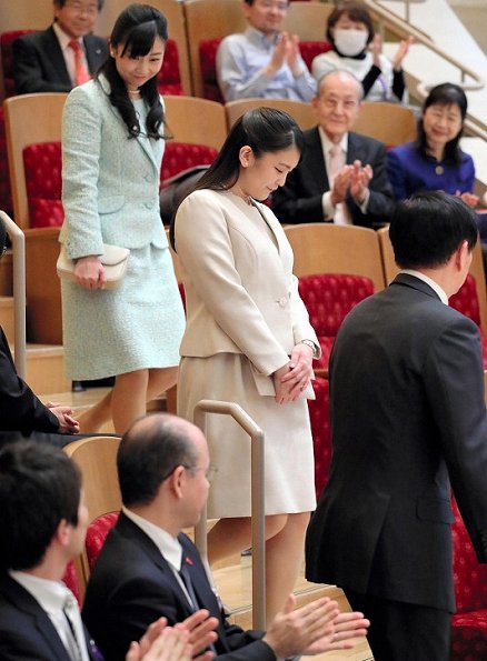 Princess Mako and her younger sister Princess Kako attended the concert of the Chiba Prefecture Boys and Girls Orchestra