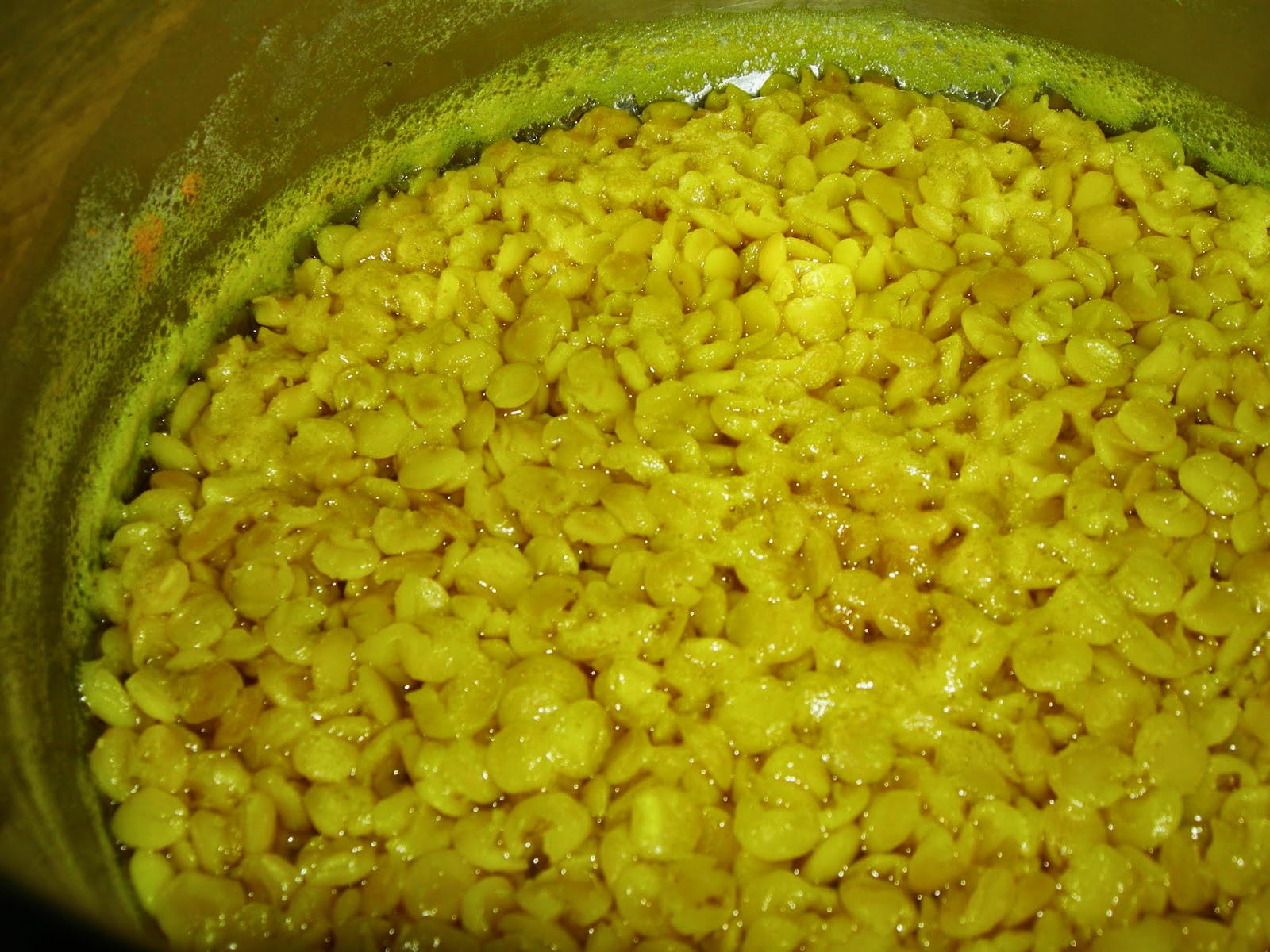 Simply Cooking and Health Split pigeon pea with tomato mild curry