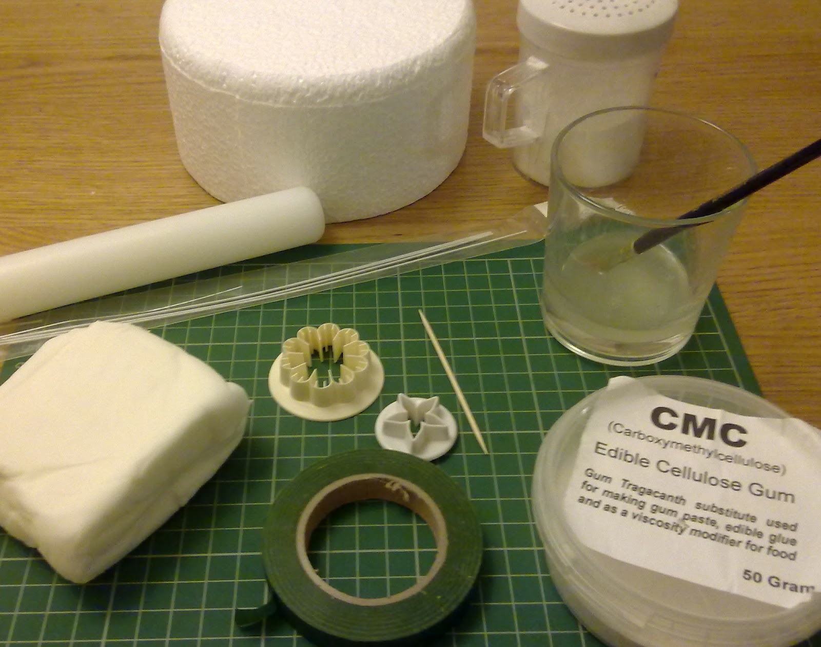 BakerLou How to make Sugar Carnations, stepbystep tutorial