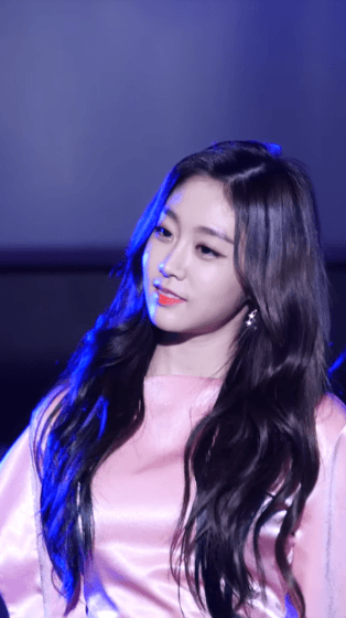끼부리는 러블리즈 지수 ㄷ