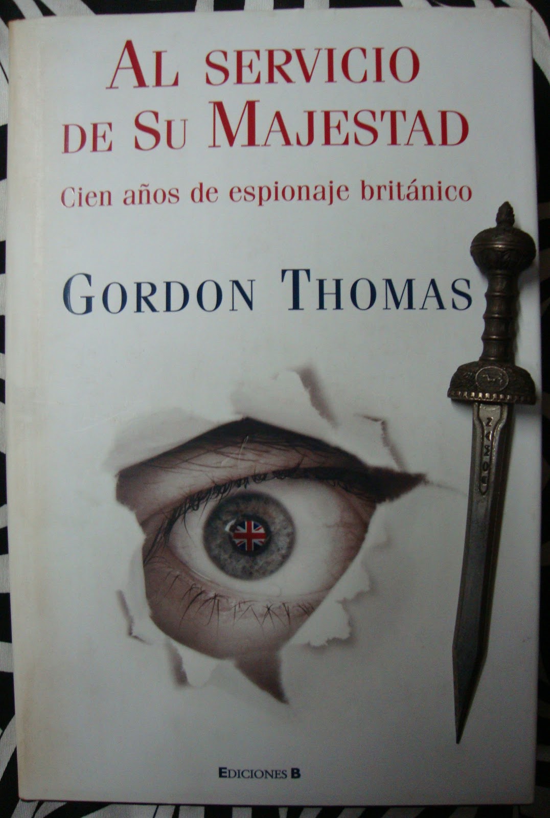 Libros de Olethros AL SERVICIO DE SU MAJESTAD. Gordon Thomas