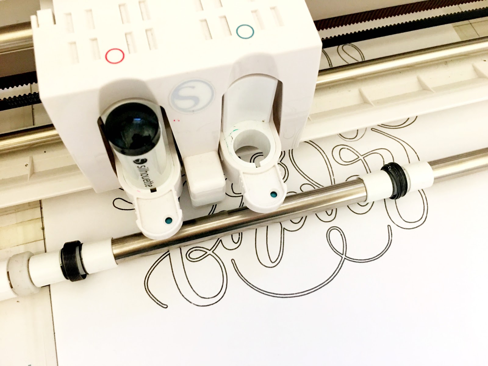 Silhouette Sketch Pens Tutorial for Beginners (V4) - Silhouette School