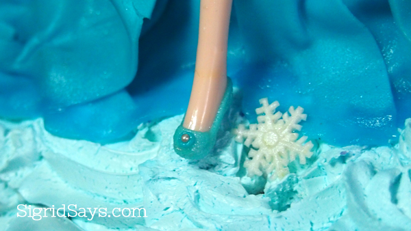 Elsa Doll cake, Frozen cake
