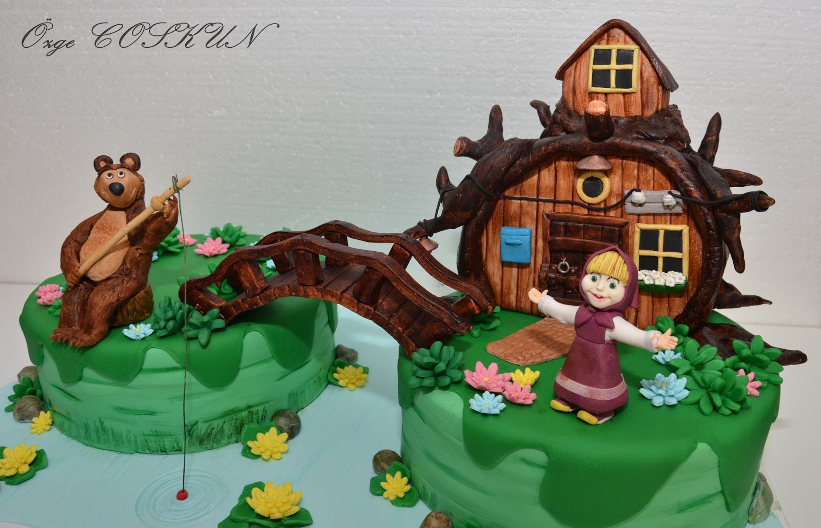 Tatli Surprizler Yap Masha And The Bear Masa Ve Koca Ayi