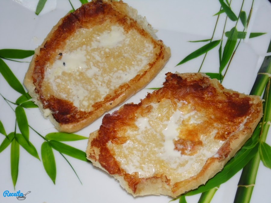 Receitazada: Pão na Chapa com Requeijão