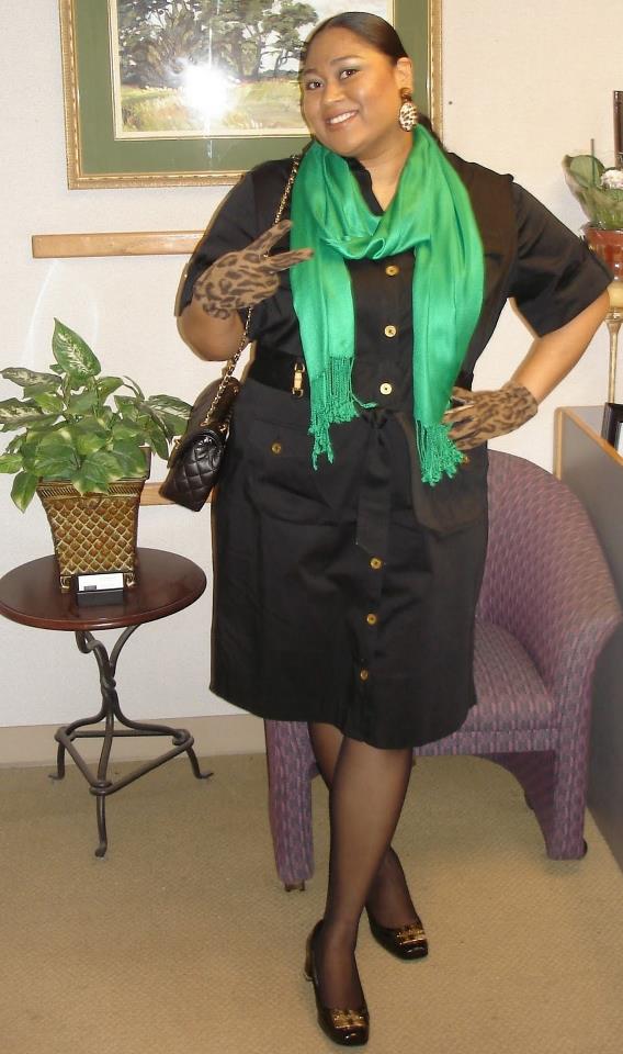 THE GIRL IN THE GREEN SCARF