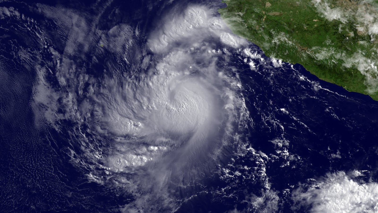 Marty's MesoAnalysis Tropical Storm Calvin Nears Hurricane Strength