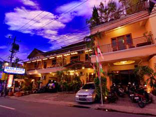 Blue Safir Hotel Hotel Murah Dagen - Blue Safir Hotel