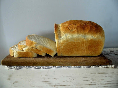 fehér kenyér a látáshoz)