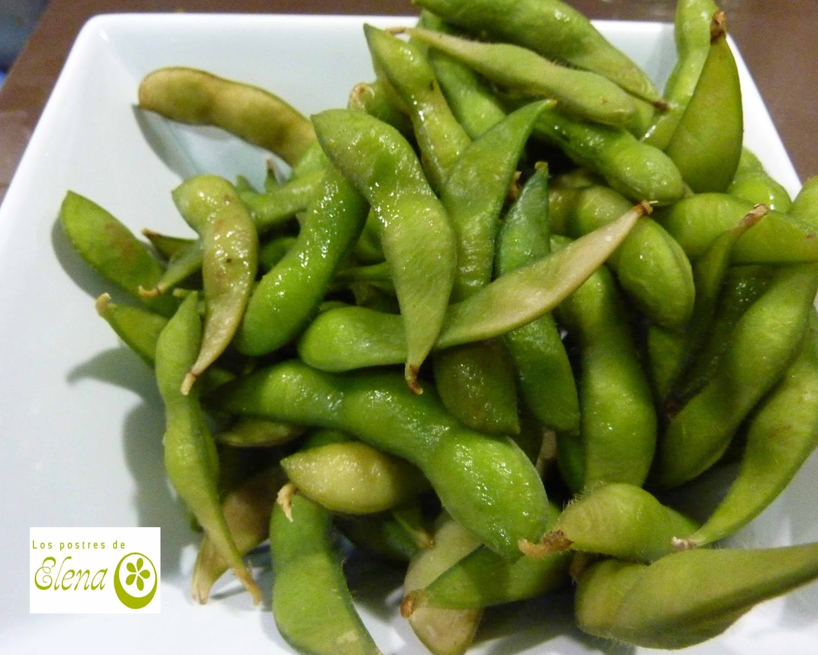 Los Postres de Elena Edamame, un snack saludable