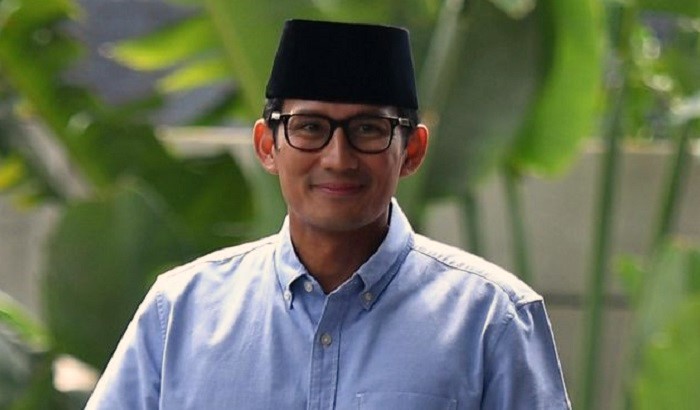 Front Nahdliyin Tolak Rencana Kehadiran Cawapres Sandiaga di Pulau Garam Front Nahdliyin untuk Kedaulatan Sumber Daya Alam (FNKSDA) Sumenep menolak rencana kedagangan salah satu Calon Wakil Presiden RI 2019, Sandiaga S. Uni di Kabupaten Sumenep pada tanggal 30 September 2018 nanti.