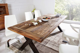 moderny jedalensky stôl z dreva
