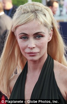 Opinion you emmanuelle beart ass think, that Variant emmanuelle beart ass opinion