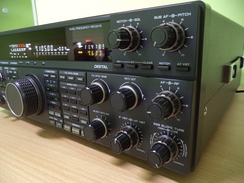 MEDAN RADIO Kenwood TS950SDX (terjual)