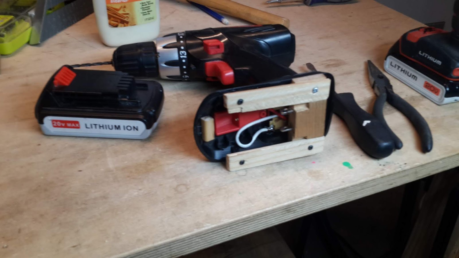 HyperGauge Revive a dead 18v drill with 20v Lithium battery