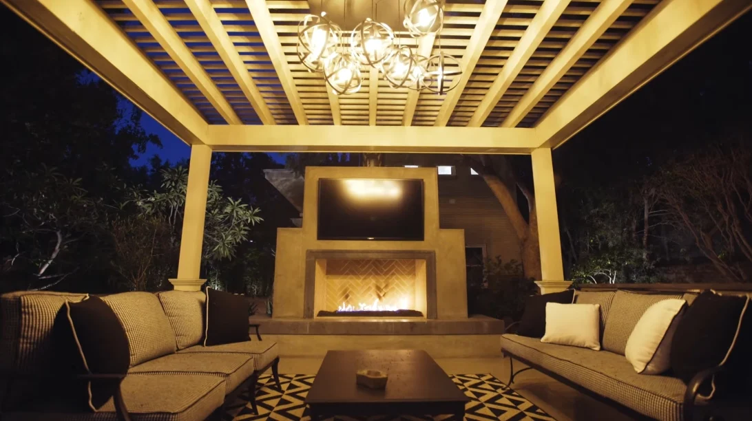 45 Interior Design Photos vs. 601 S Windsor Blvd, Los Angeles Luxury Mansion Tour