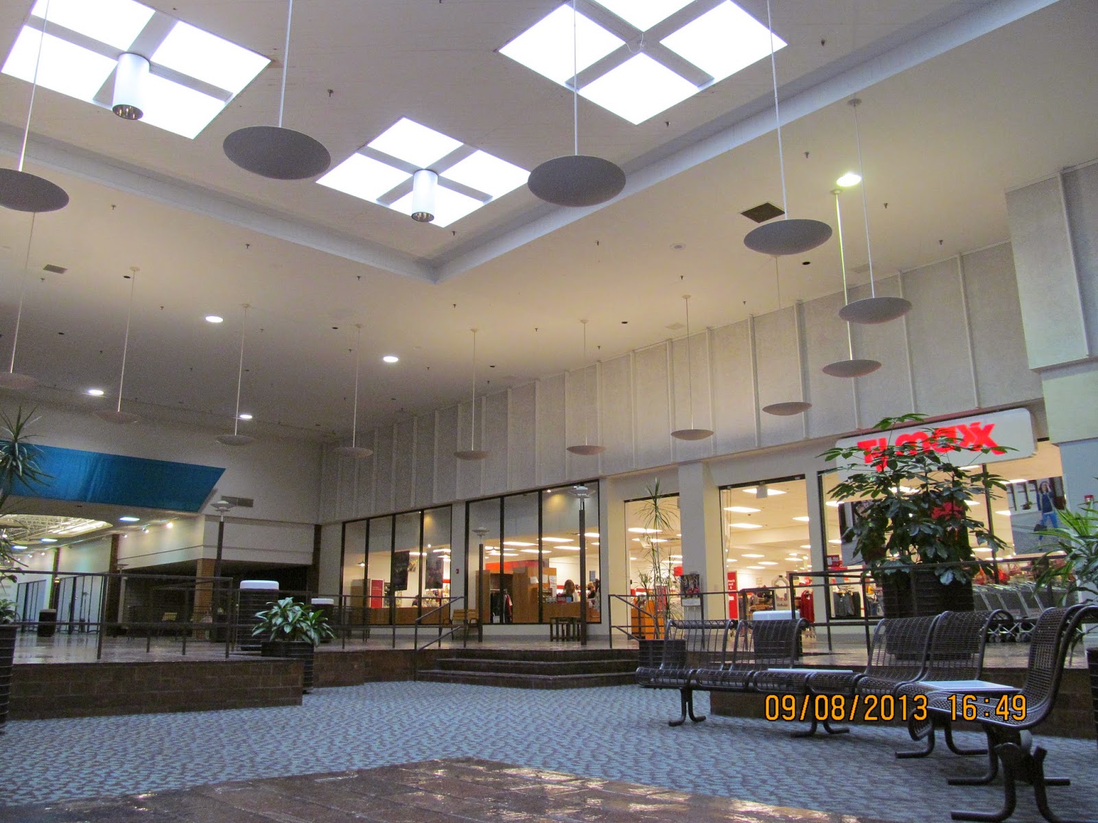 Trip to the Mall Deerbrook Mall (Deerfield, IL)