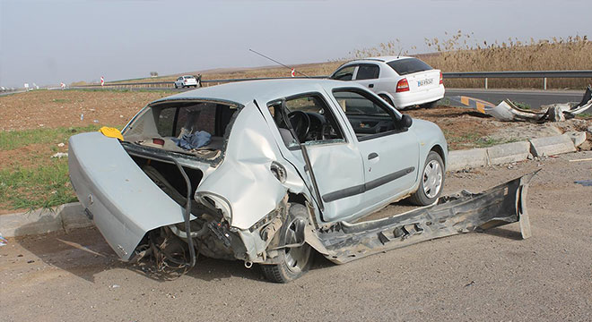 Bismil-Batman yolunda adres soran sürücü kazaya neden oldu: 4 yaralı Bismil-Batman yolunda adres soran sürücü kazaya neden oldu: 4 yaralı