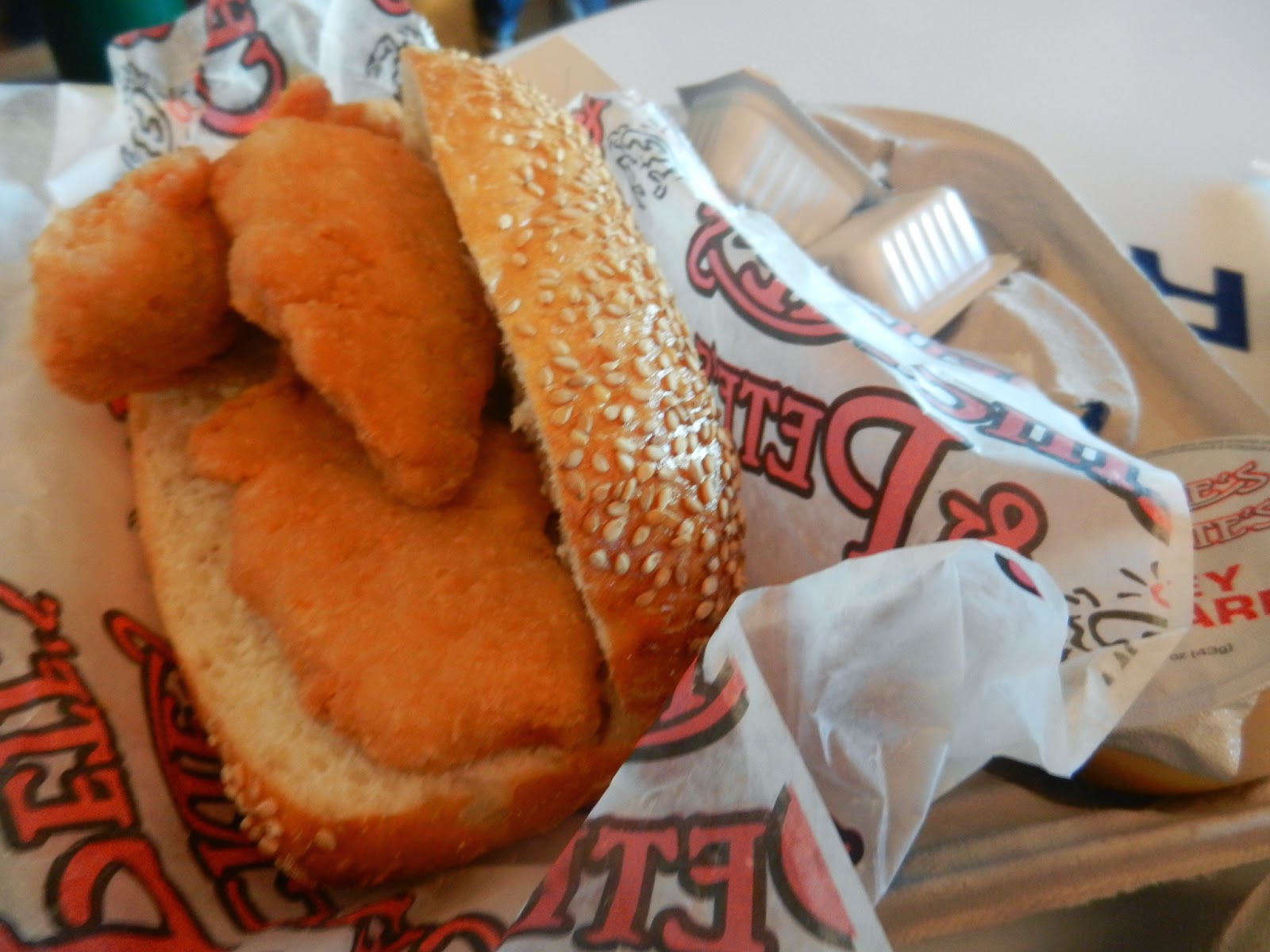 Belly of the Pig Chickie's and Pete's Wells Fargo Center Review