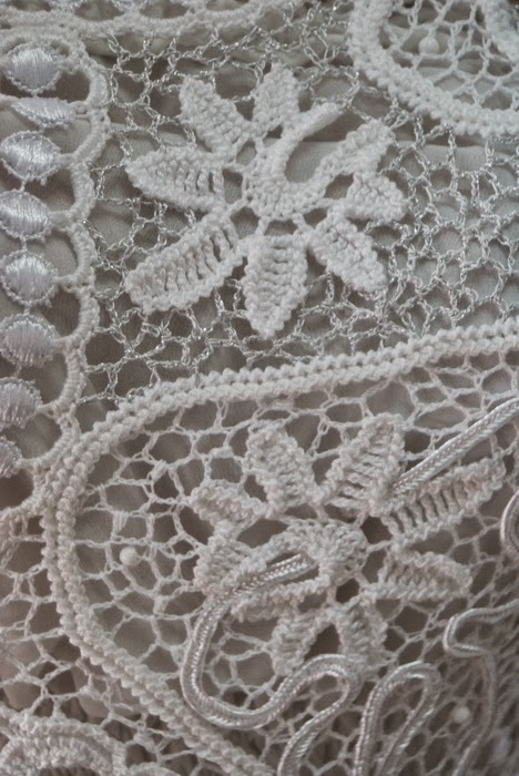 crochet knit unlimited: Chrysanthemum dress close-up