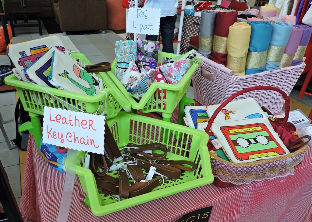 20+ Ide Tema Bazar Sekolah Yang Unik House on Street
