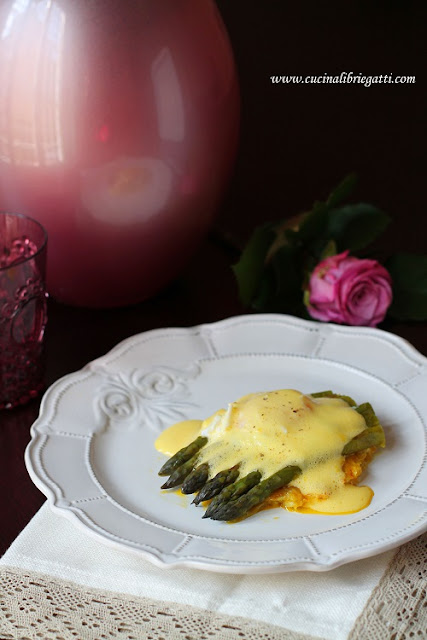 rosti patate asparagi al vapore salsa olandese rosti patate asparagi al vapore salsa olandese