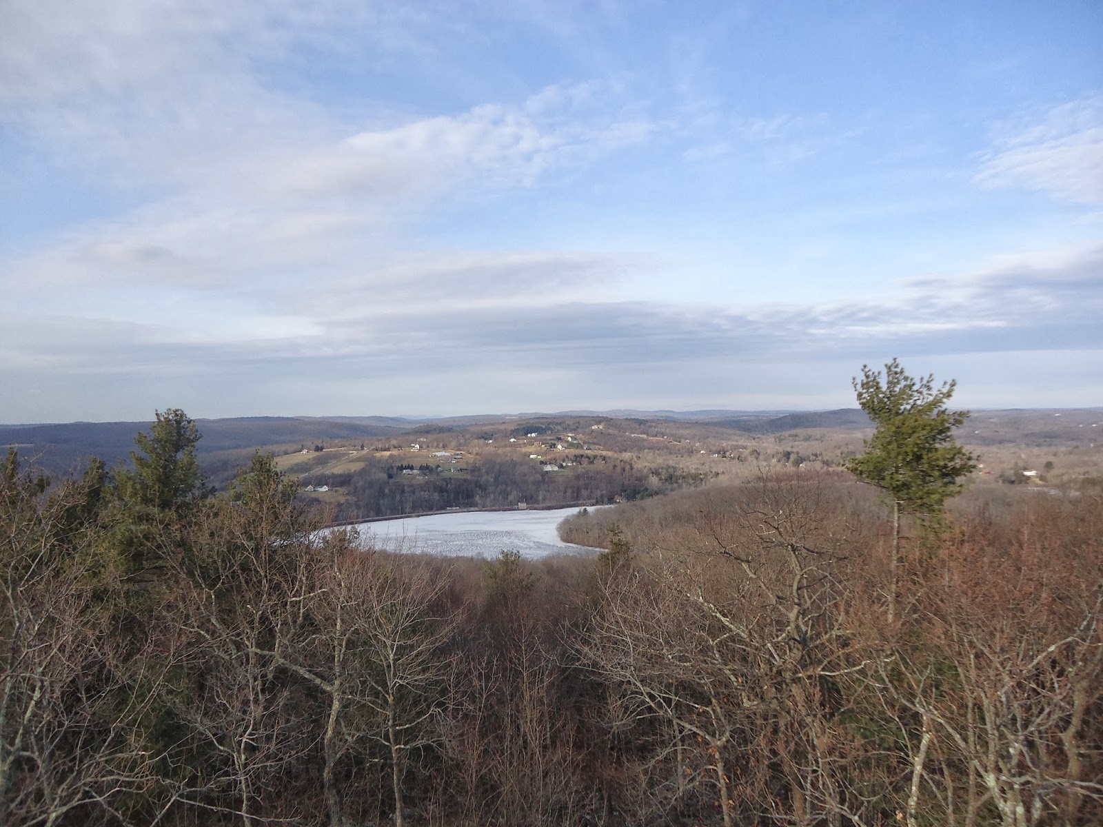 Agile Trekker: Mount Tom State Park, Litchfield, CT