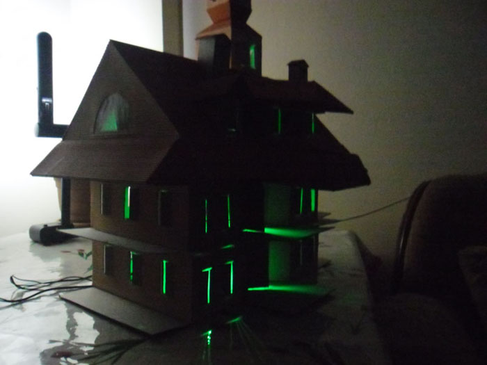 Sisli Düşler Mukavvadan Maket Ev