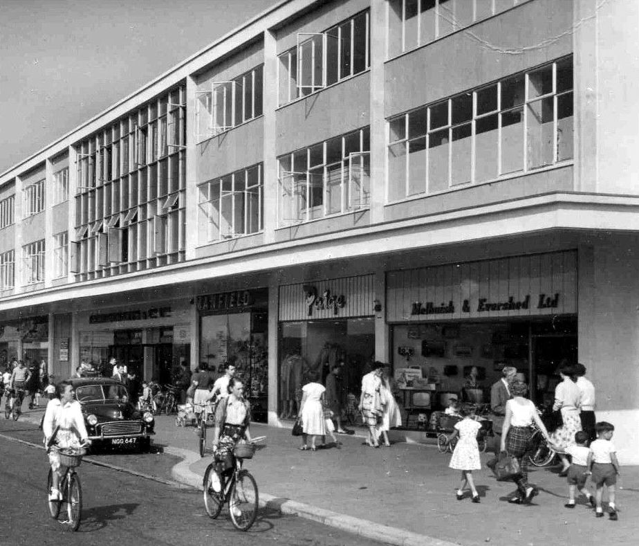Tour Scotland Old Travel Blog Photograph Town Centre East Kilbride