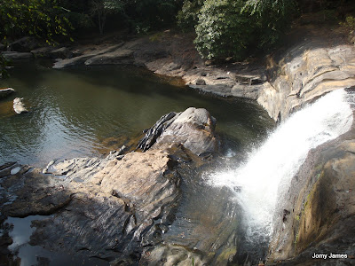 Thommankuthu Waterfall