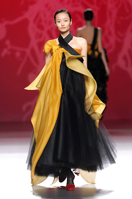 Raíz de Ulises Mérida en MBFWM Raíz de Ulises Mérida en MBFWM