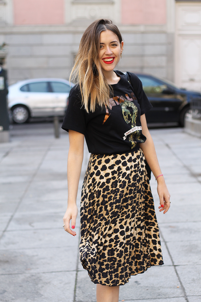 Toks: Leopard skirt