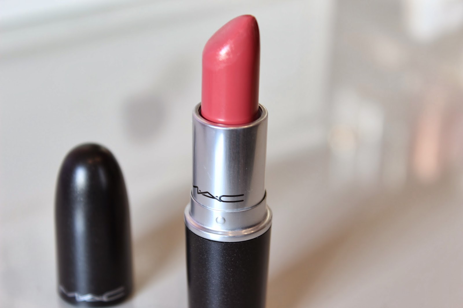 MAC Fanfare Lipstick // Review & Swatches