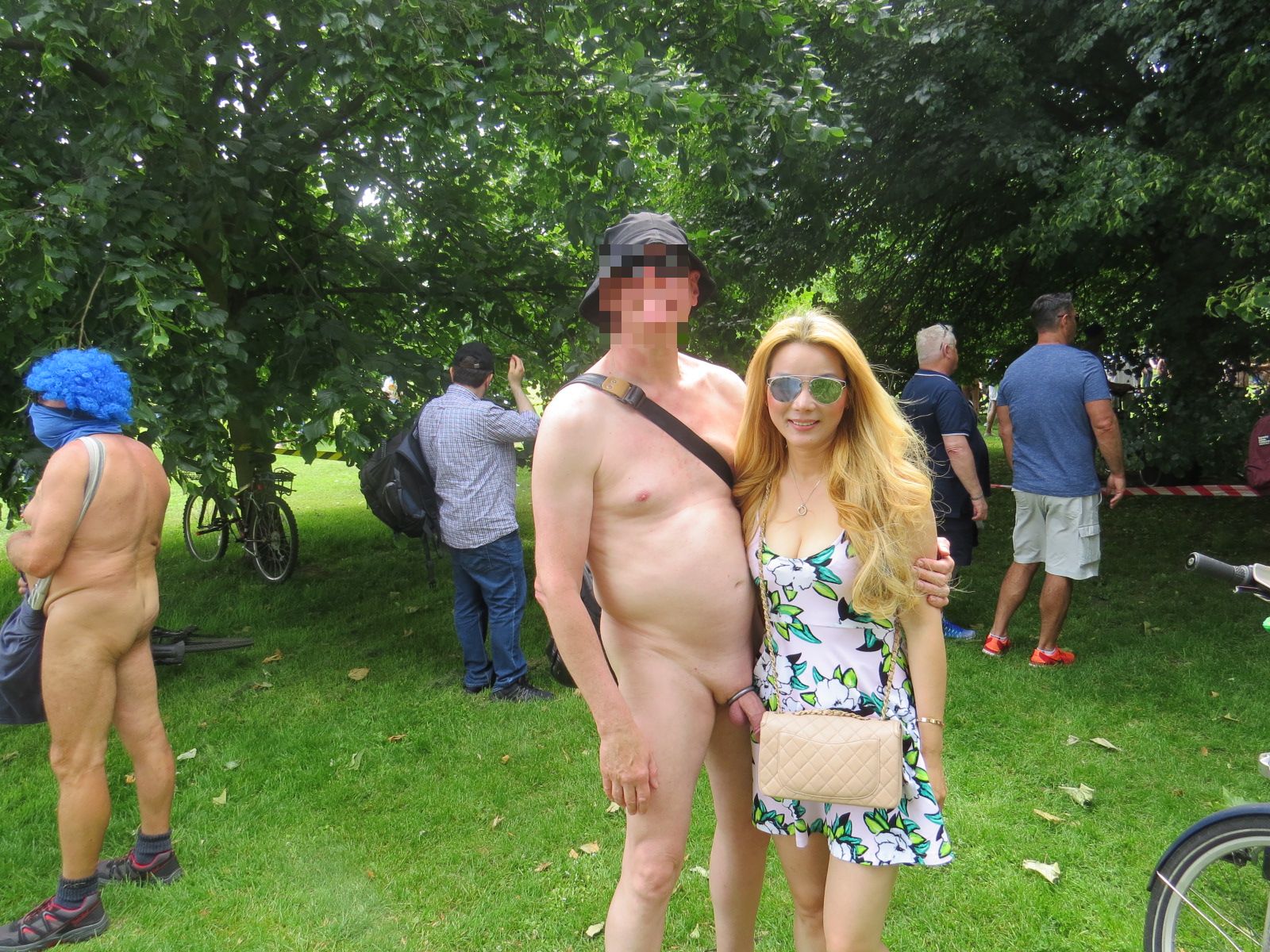CFNM Star -Clothed female nude male femdom feminist blog 2020: CFNM scene.....