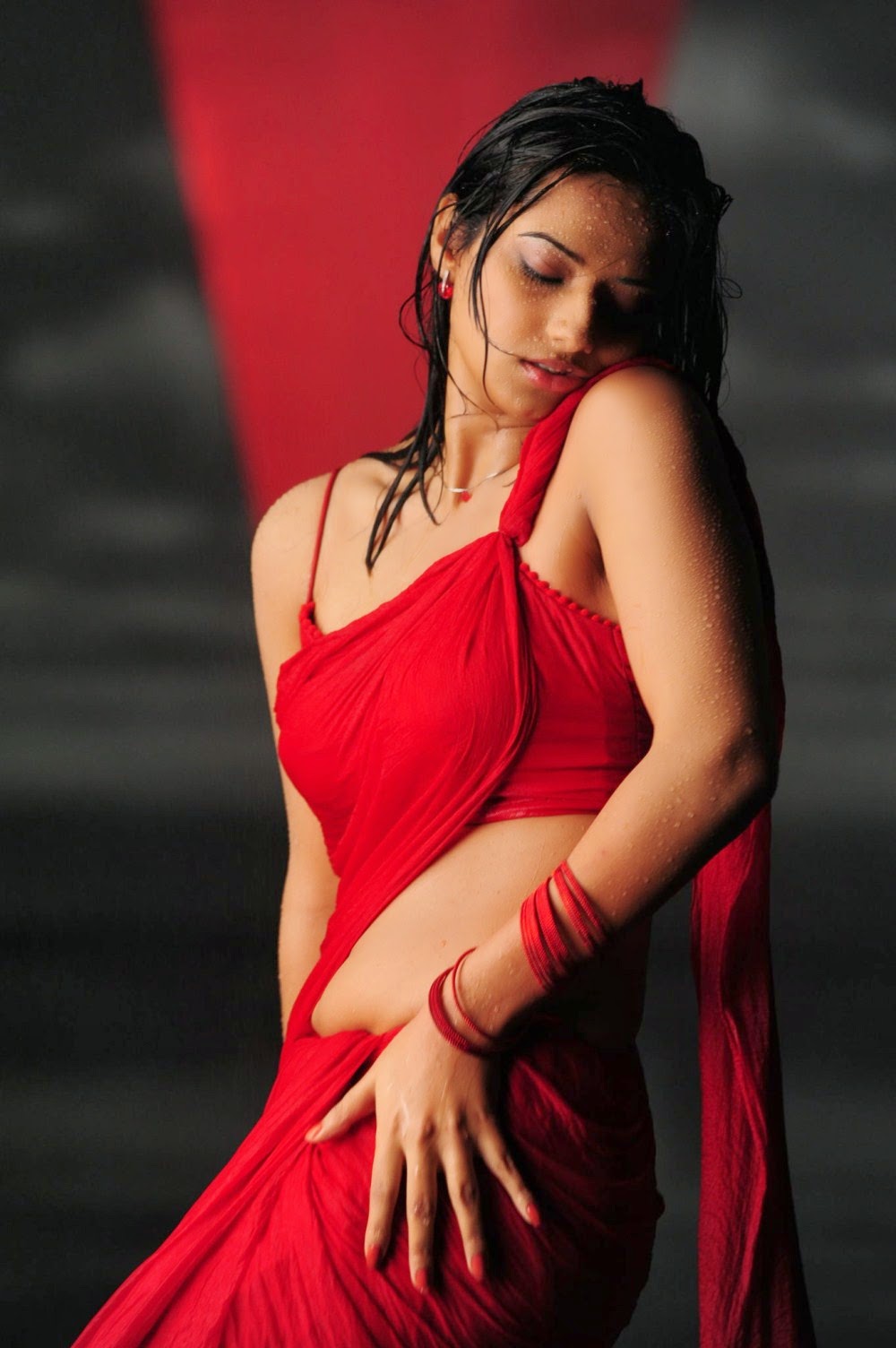 Hot Wet Tollywood Actresses Saree Pics Filmy Trend 