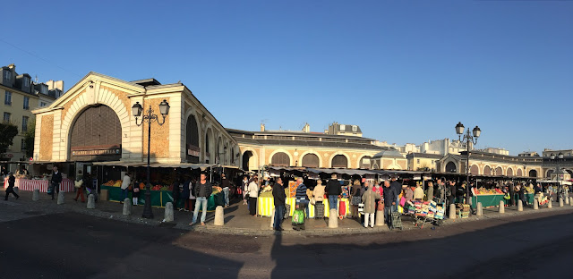 Place Du Marché Notre Dame 78000 Versailles Place du Marché Notre-Dame (Notre-Dame Market) - Versailles, France