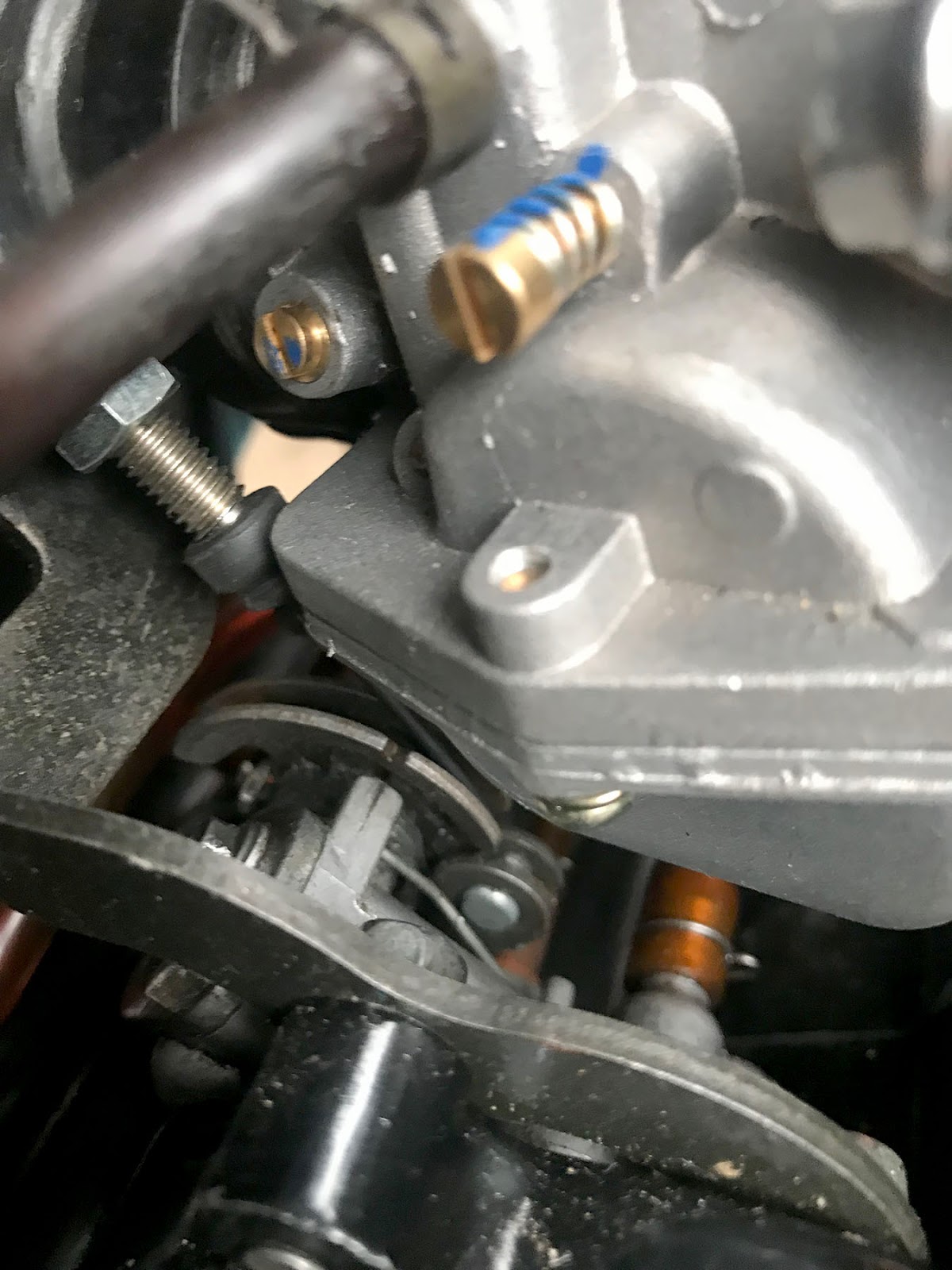 Honda MBX80 My bike, oil pump bleed