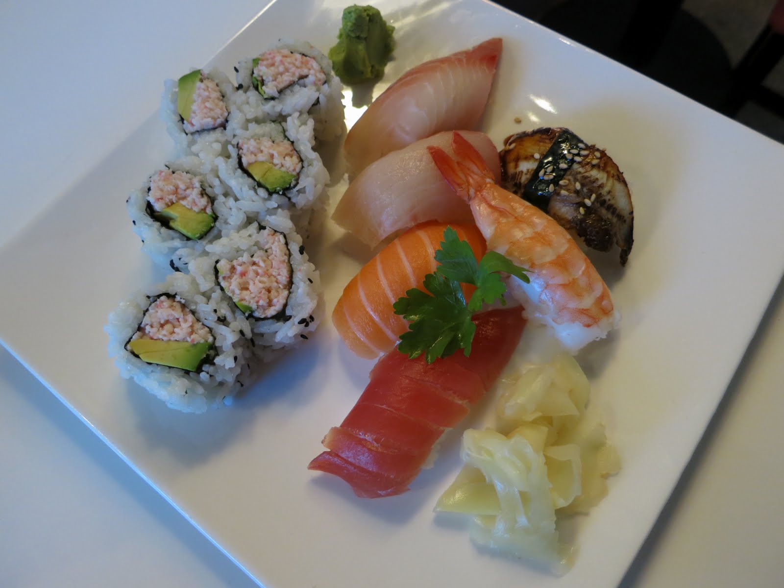 ToTheDish Hachi Japanese Fusion Tapas, Sushi and Sake LoungeMountain