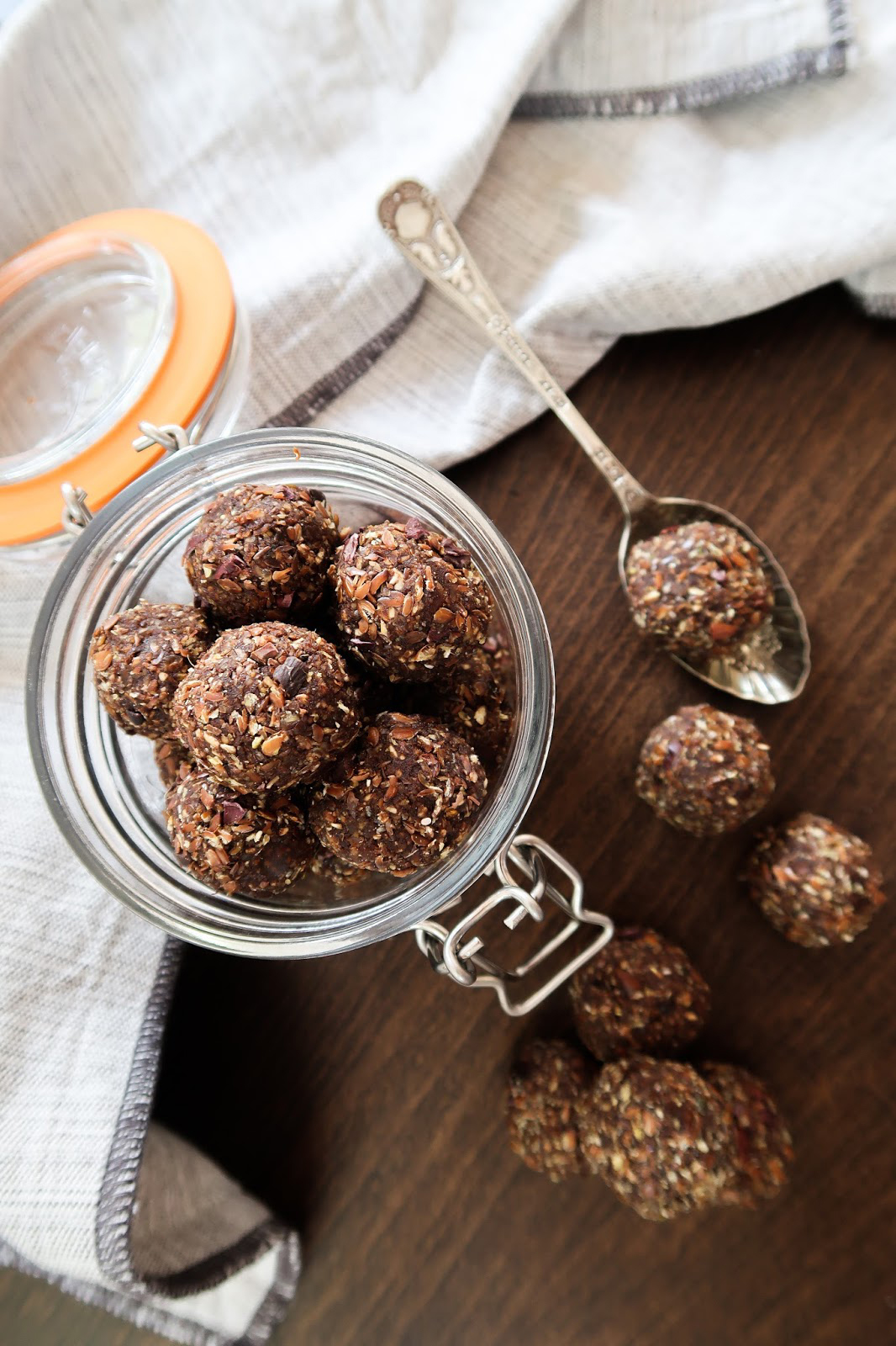 Raw energy balls - the perfect gym snack Raw energy balls - the perfect gym snack