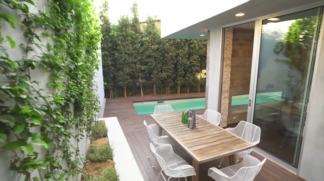 41 Interior Design Photos vs. 720 Indiana Ave, Venice, CA Luxury Home Tour
